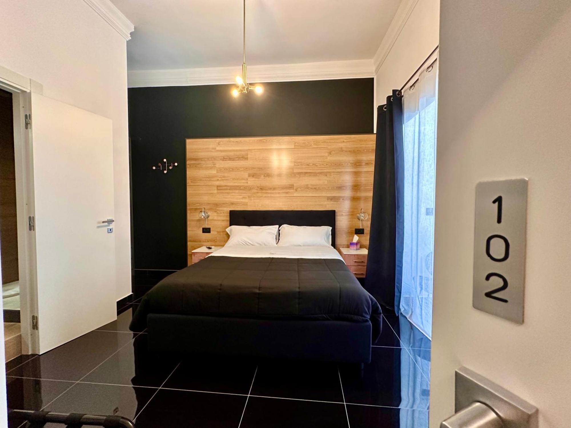 Elegance Rooms Spaccanapoli Exterior photo