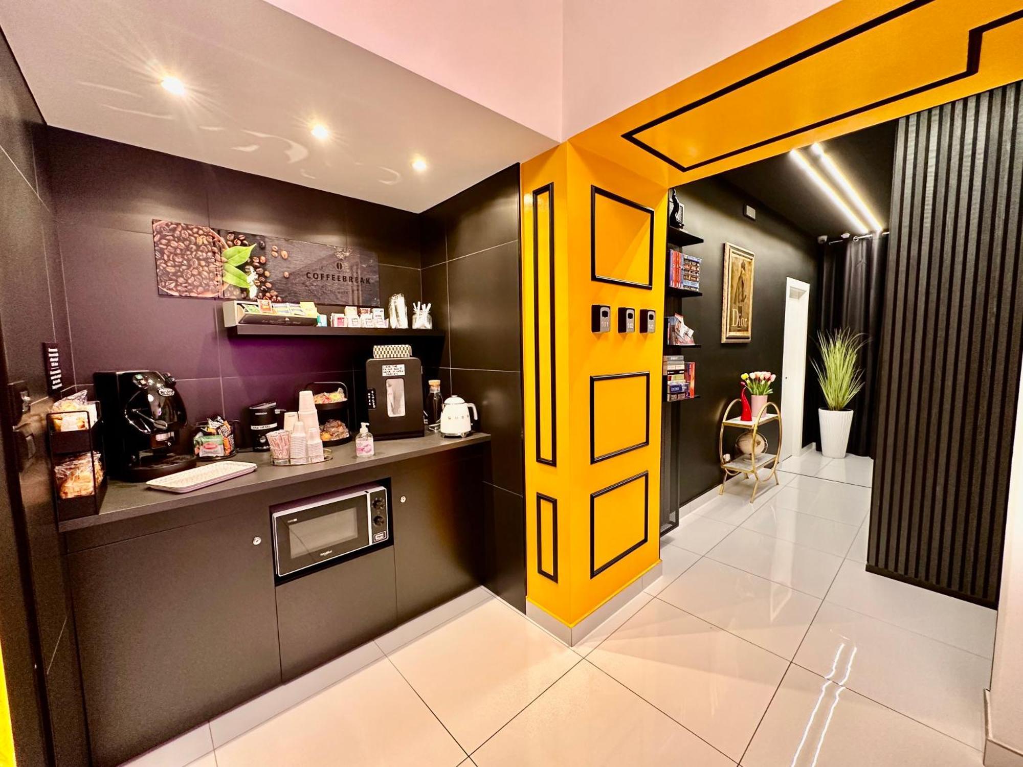Elegance Rooms Spaccanapoli Exterior photo